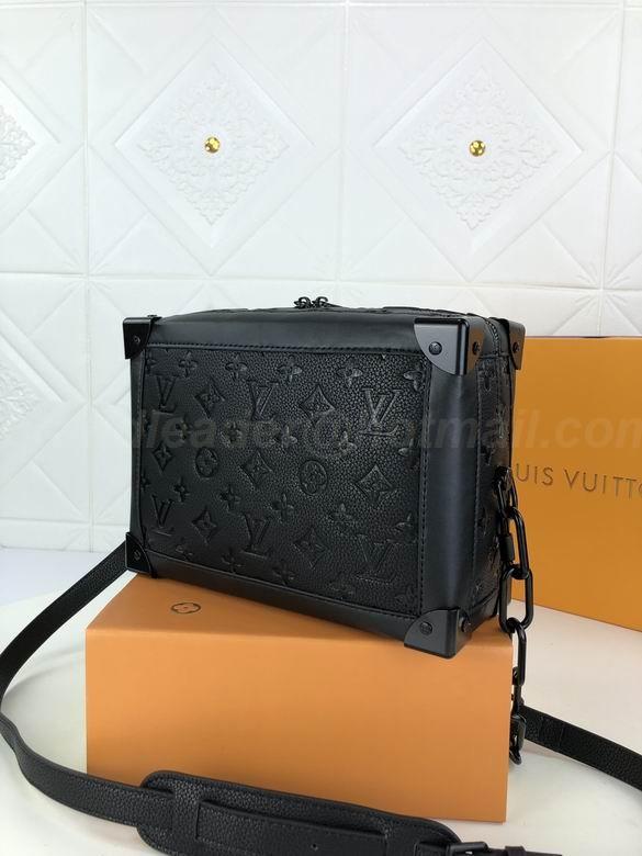 Louis Vuitton Handbags 70